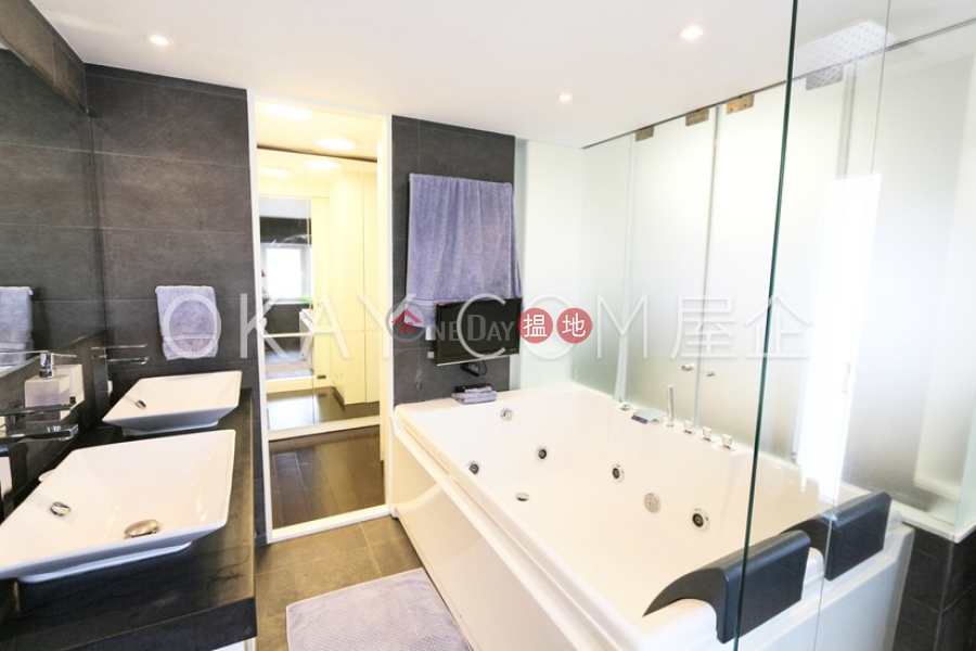 HK$ 23.8M, Albron Court, Central District, Efficient 3 bedroom with balcony | For Sale
