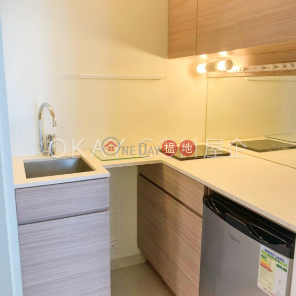 Tasteful 2 bedroom with terrace | For Sale | 48-52 Hill Road | Western District, Hong Kong Sales HK$ 7M