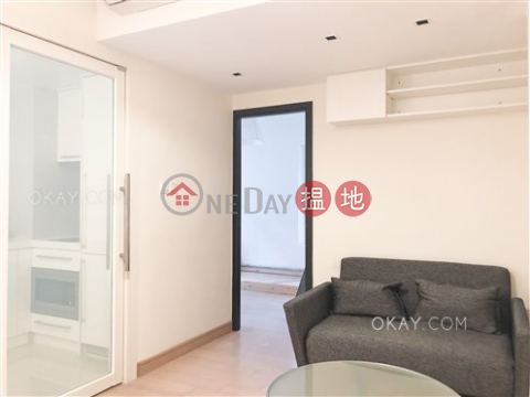 Practical 1 bedroom with balcony | Rental|The Icon(The Icon)Rental Listings (OKAY-R210820)_0
