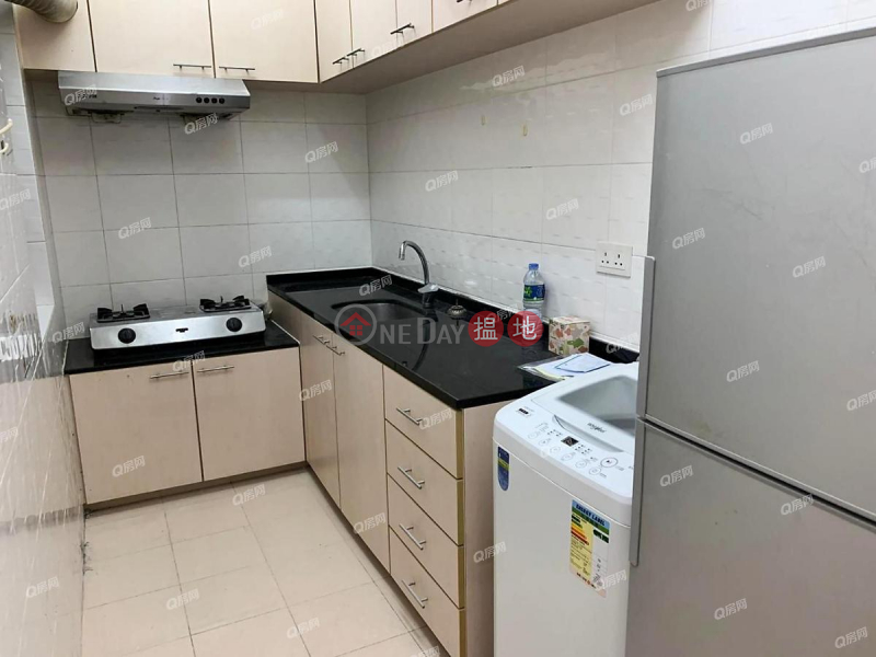 Property Search Hong Kong | OneDay | Residential Rental Listings | Pearl City Mansion | 2 bedroom Mid Floor Flat for Rent